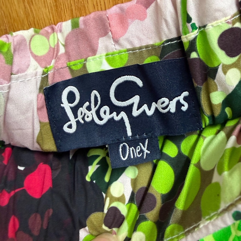 Lesley Evers Cotton Hydrangea Feminine Skirt - Picture 2 of 5